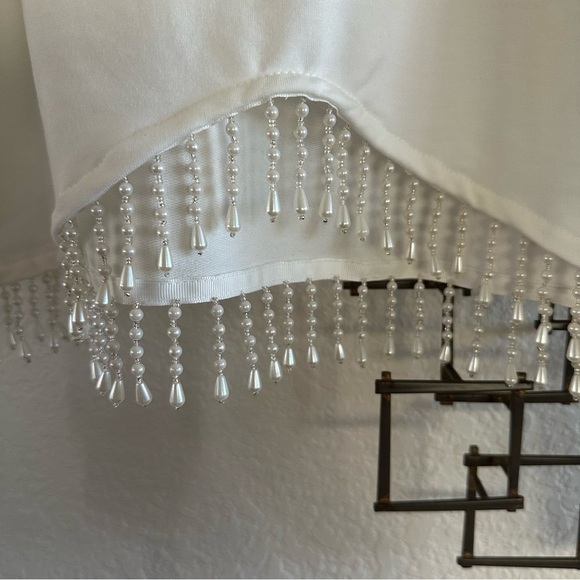 Girls Truce Fringe Pullover | White Cropped Sweatshirt | Size 14 | NWT - Picture 9 of 13